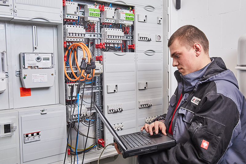 einfache Elektroinstallationen und moderne Gebäudetechnik